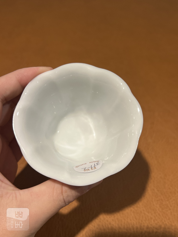 十七世纪 德化暗刻梅花杯 - 图6